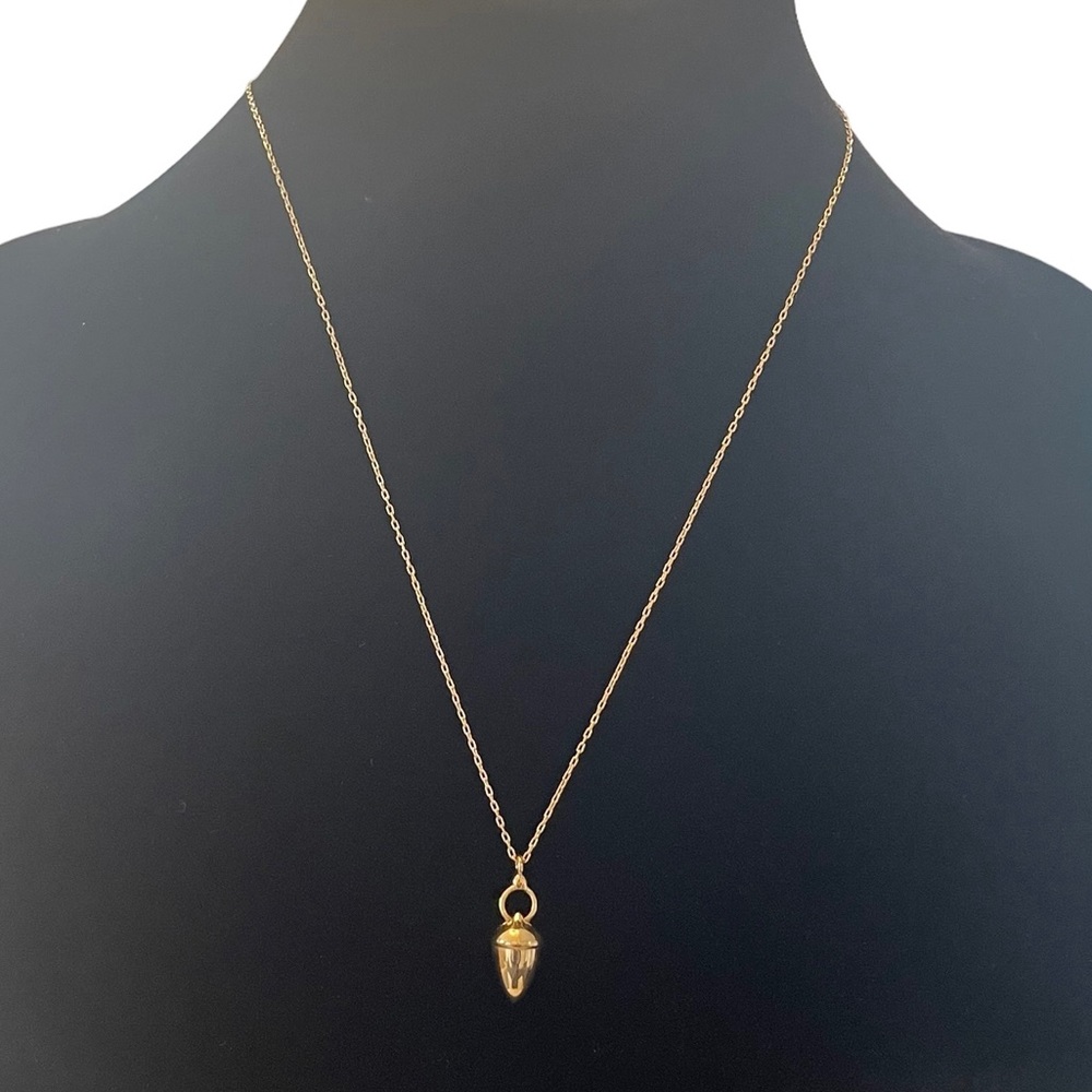 Stella & Dot Acorn Necklace